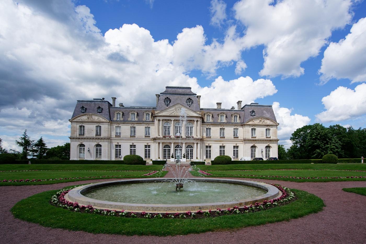 Loire château wedding · Lille — 4