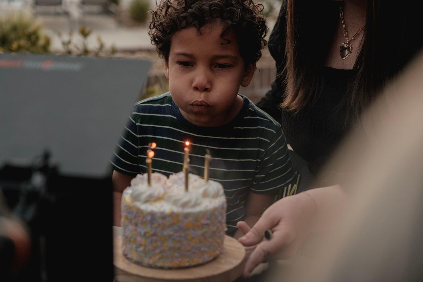 Séance anniversaire — 4